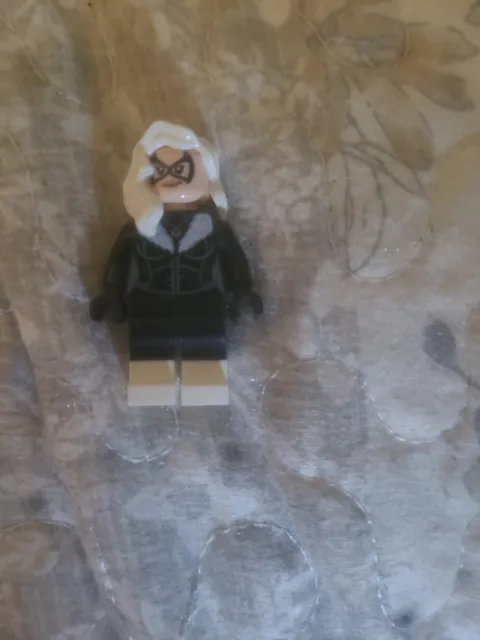 LEGO Black Cat Minifigure 76178 Marvel Spiderman Daily Bugle Felicia Hardy NEW