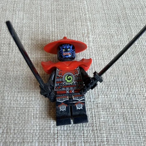 Retired LEGO Ninjago Stone Army Swordsman NJO0077 Minifigure 2013 Dual Katanas