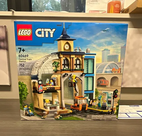 LEGO City Central Train Station 60469 Trains Set, 752 Pieces, Ages 7+