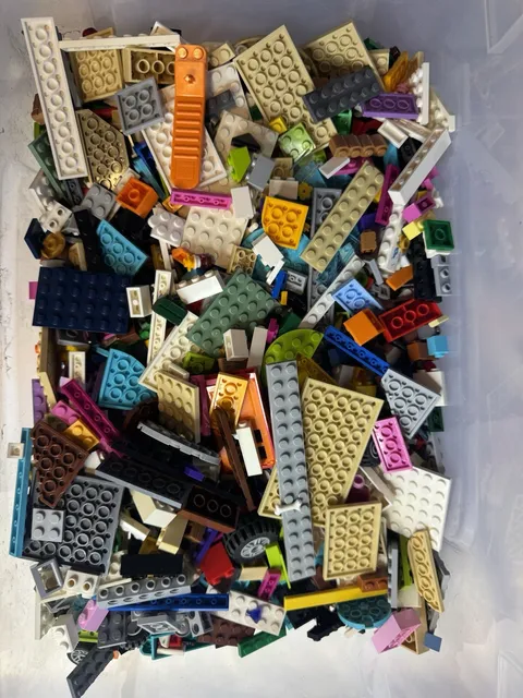 4lb LEGO Bulk Lot Mixed Multicolor Bricks, Plates & Pieces