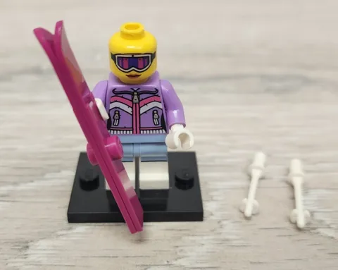 Lego col08-7 col119 Downhill Skier Series 8 Minifigure NO HAIR READ