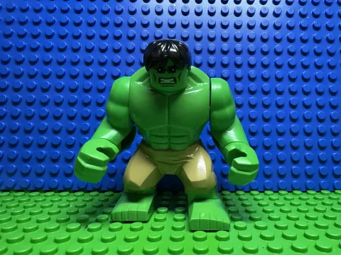 LEGO Marvel Hulk Bigfig Minifigure Green with Tan Shorts Hulk Minifigure