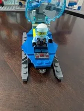 LEGO Police Bundle Lot – Police Station, Mobile Command Unit, Helicopter, Green