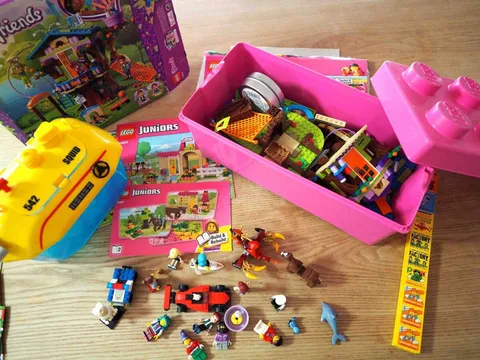 LEGO Juniors Pony House and Friends Tree House Playsets with Minifigures