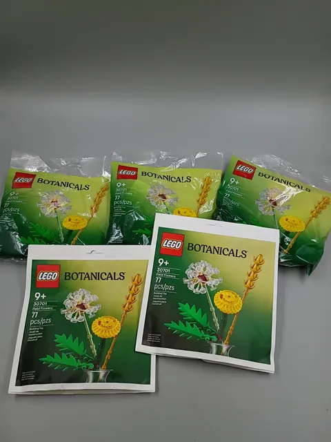 LOT OF 5 LEGO Botanicals Field Flowers 30701