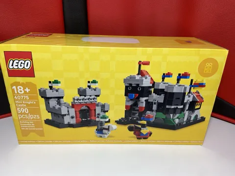 LEGO Mini Knight's Castle 40775 590pcs Limited Edition Multicolor