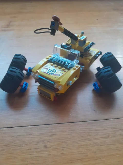 LEGO DINO Raptor Chase INCOMPLETE (5884)  (2012)