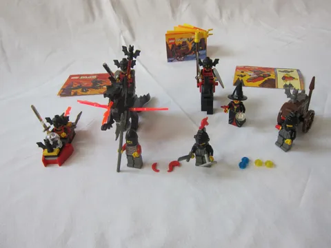 LEGO 6007 2848 6028 6031 Bat Lord Bat Lord Knights manuals complete sets