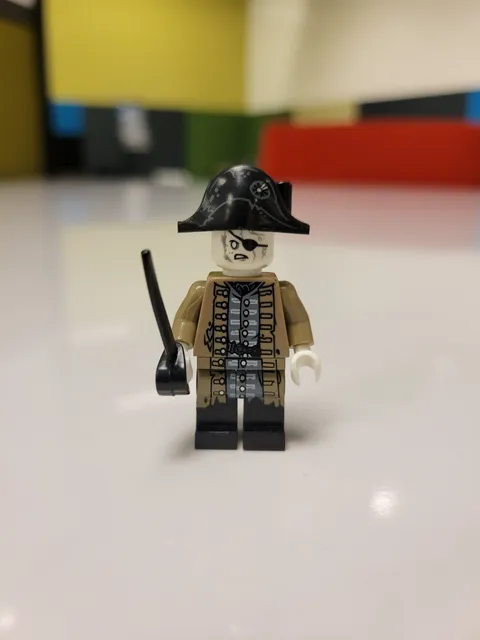 Silent Mary Lieutenant Lesaro custom lego Minifigure Figure