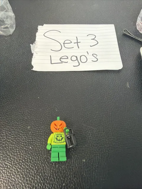 New Lego BAM 2023 Q4 Minifigure - Happy Halloween Jack O' Lantern Guy (blk