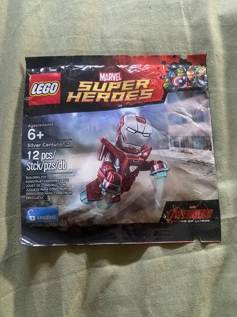 LEGO Marvel: Silver Centurion Iron Man 12pc figure (5002946)