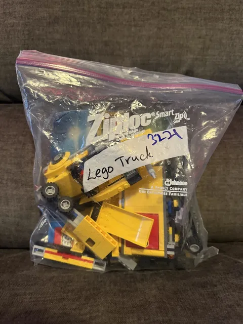 LEGO CITY: Lego City Truck (3221), 99% Complete, Original Instructions, No Box