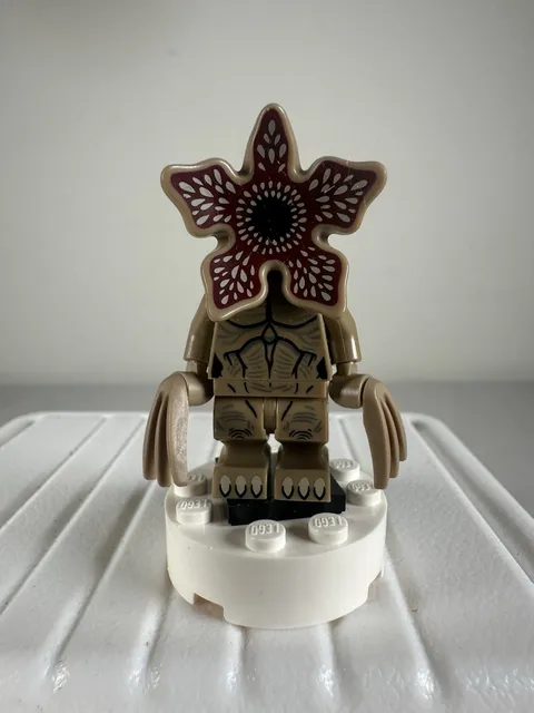 LEGO Stranger Things Demogorgon 75810 The Upside Down Authentic Minifigure