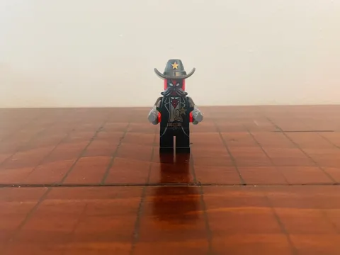 Lego Marvel Super Heroes Sheriff Deadpool 100% Lego Authentic MOC with Hat