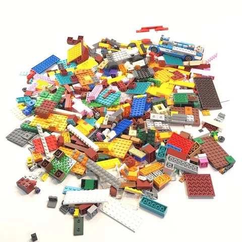3 Pounds of Clean Assorted LEGOS (Bricks, Pieces and Parts)