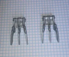 2 Bionicle Lego 61806 Pearl Light Gray Small Claw Hand w/ Axle Hole or foot 2