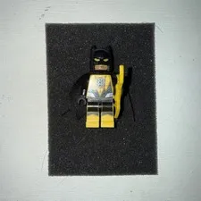 Lego Batman Minifigure Yellow Lantern