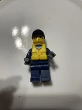 LEGO City Harbor Fig cty0077 - Coast Guard Patroller - Light Scratches/No Cracks