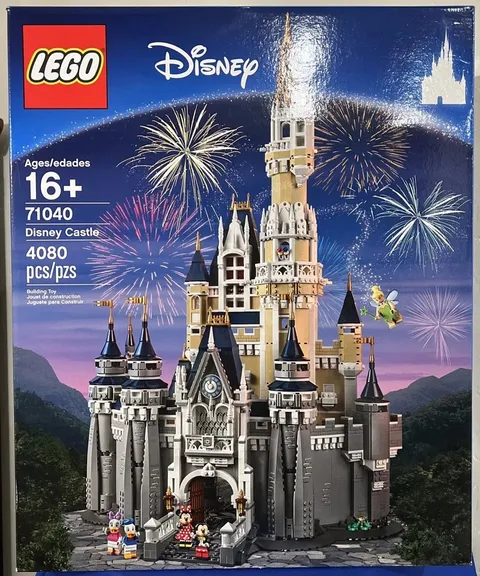 LEGO 71040 Walt Disney World DISNEY Cinderella CASTLE Building Toy - Brand New -