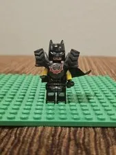LEGO The LEGO Movie 2 Battle Ready Batman Minifigure tim118