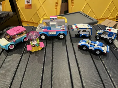 LEGO Vehicles Bulk Lot Multicolor Plastic Assorted Assembled Builds Pieces