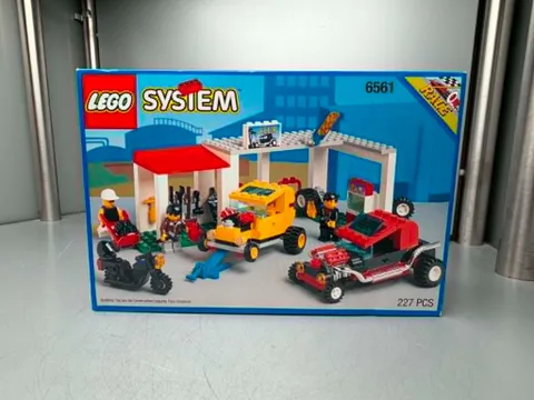 NEW LEGO RETIRED System Hot Rod Club Town Classic Town Race 6561