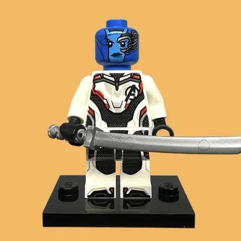 LEGO 76131 Marvel Super Heroes Nebula White Jumpsuit Minifigure 2019 Retired EUC