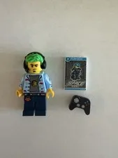 LEGO Minifigure Series 19 Video Game Champion (complete), CMF Series 71025