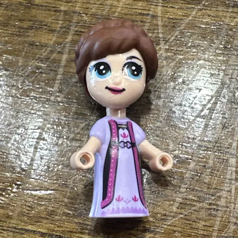 Lego Queen Iduna Micro Doll 43189 Frozen II Disney Princess Minifigure Disney