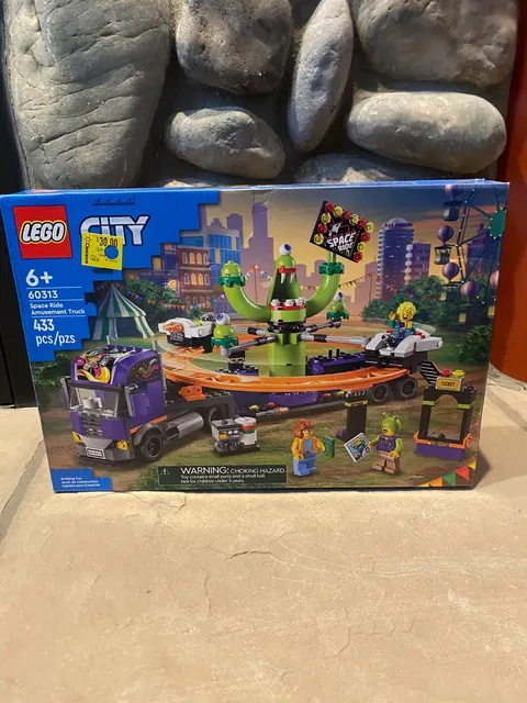 Lego City SPACE RIDE AMUSEMENT TRUCK Set 60313 Sealed RETIRED