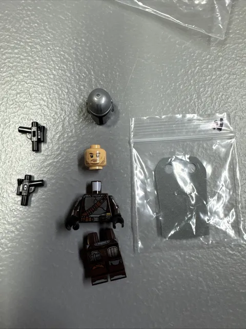 LEGO Star Wars The Mandalorian Minifigure sw1528 75442 And 75459