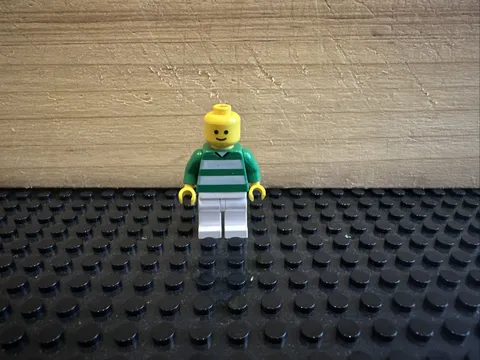 LEGO Minifigure Soccer Player #2 Green White Team SC092 Championship 3409 (B1)