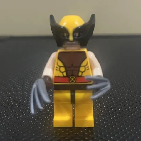 Lego Wolverine  76022 with Mask and claws Super Heroes X-Men Minifigure