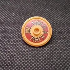 LEGO Minifigure Shield Circular Aztec Pattern Pearl Gold Aztec Warrior Accessory