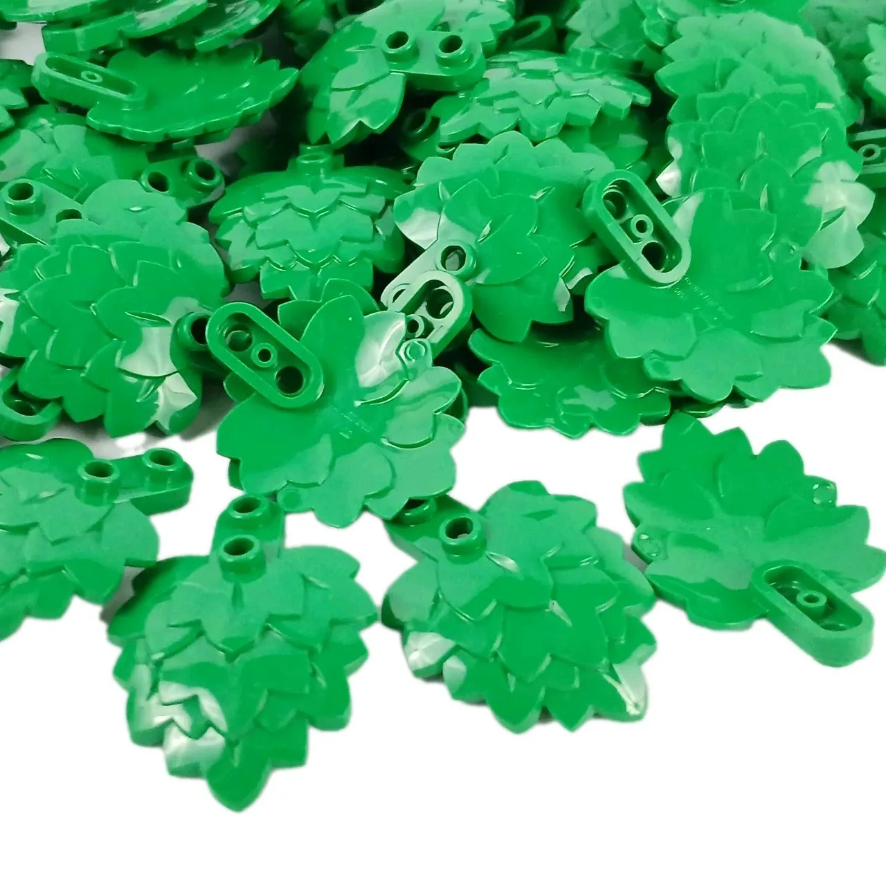100 Pieces Lot LEGO® Plant Plate, Round 1 x 2 with Layered Leaves 5058 GREEN