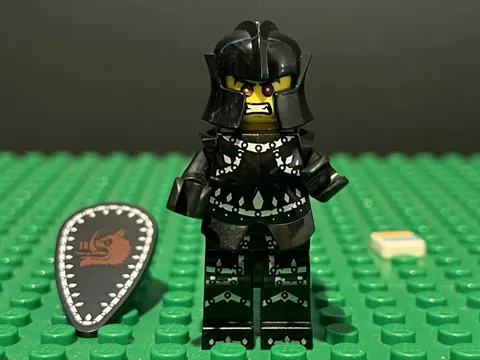 LEGO CMF Evil Knight Minifigure col110 8831 Collectible Series 7 Castle