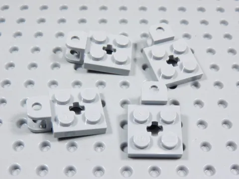 LEGO Lot of 4 Light Bluish Gray 2x2 Plates w/ Towball Socket Axle Hole BC