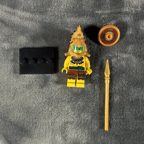 LEGO Aztec Warrior Minifigure Collectible Series 7 Complete CMF