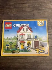 Lego Creator 31069 booklet