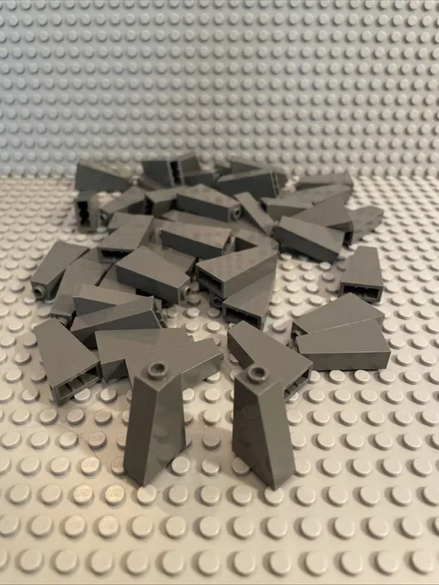 LEGO Dark Bluish Gray 2x1x3 Slope 75 (4460), Lot Of 50