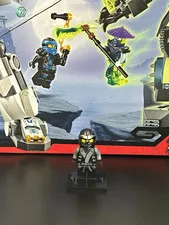 LEGO NINJAGO Kimino Final Battle Cole Minifigure