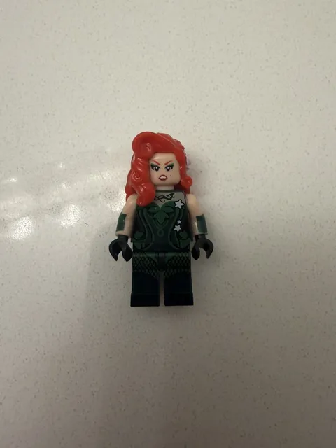 Lego Poison Ivy Minifigure sh0327 70908 DC Super Heroes CMF Lot Rare Retired 1L