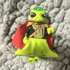 LEGO Minifigures Alien Green Minifigure Character w/ Red Cape, Plastic
