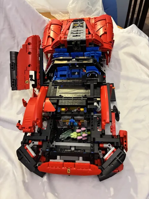 LEGO 42143 Technic Ferrrari Daytona SP3 Not Complete