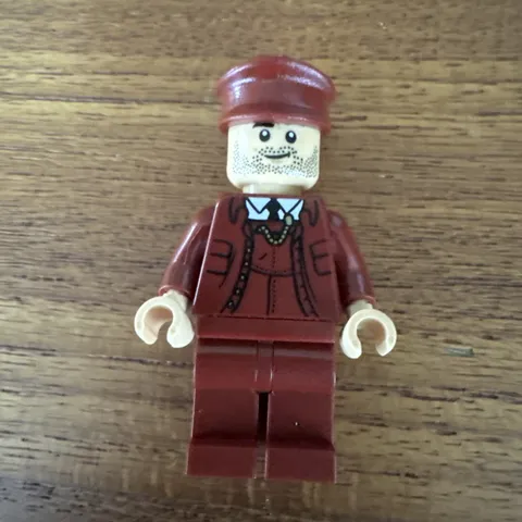 LEGO Harry Potter 76405 Minifigure mini figure doll train conductor Hp377