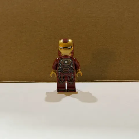 Lego Marvel Superheroes Iron Man - Mark 42 Minifigure sh065