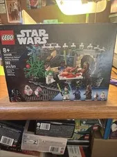 lego 40658 Millennium Falcon Holiday Diorama Star Wars Retired New Sealed