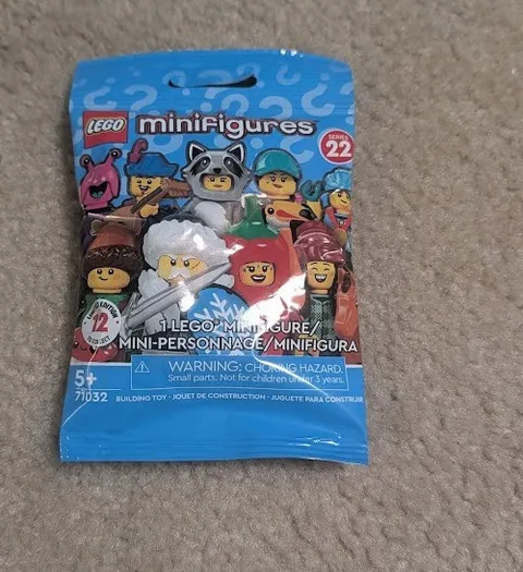 LEGO 71032 - Minifigures Series 22 - Blind Bag - New Random Retired