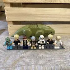 Lego Star Wars Mos Eisley Cantina Minifigures 75052, Some Cracks, Lot of 8