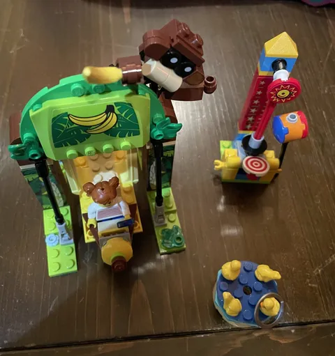 LEGO Promotional: Children’S Amusement Park (40529) - 100% Complete